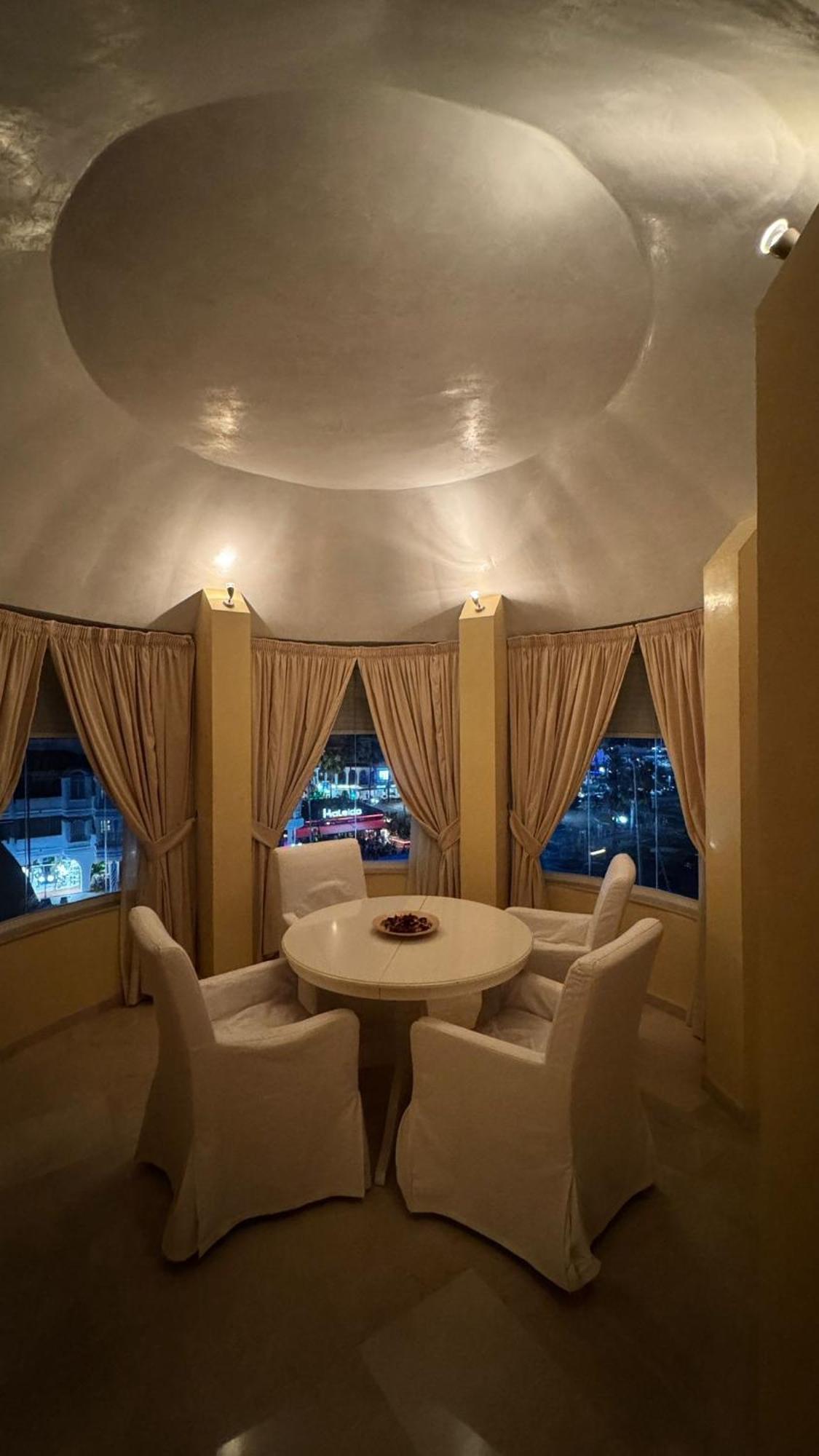Lujoso Atico Duplex En Puerto Marina Lejlighed *