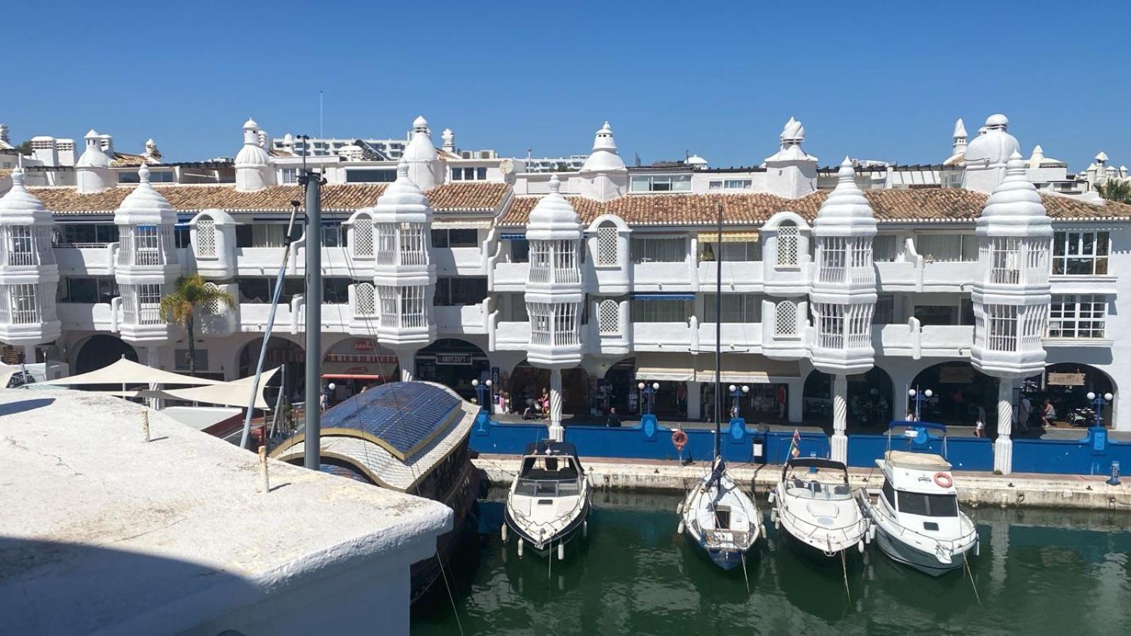 Apartment Lujoso Atico Duplex En Puerto Marina Benalmadena