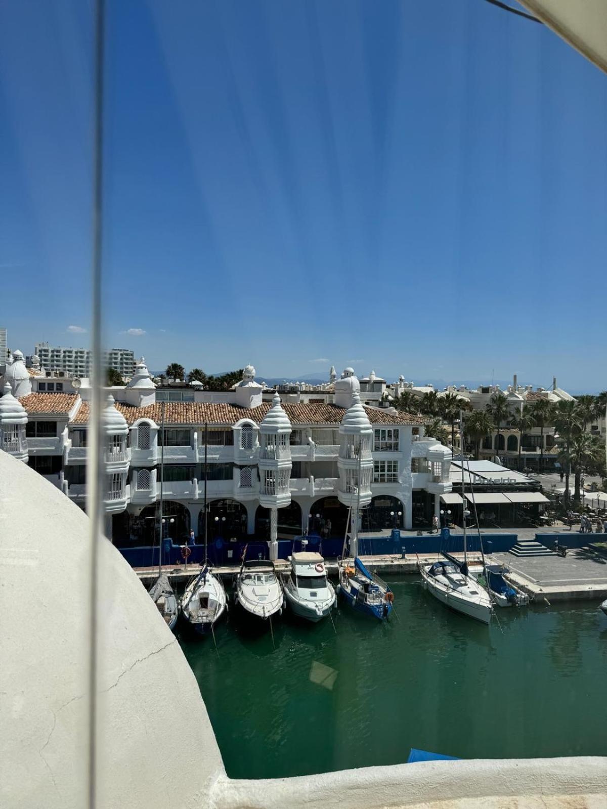 Lujoso Atico Duplex En Puerto Marina *