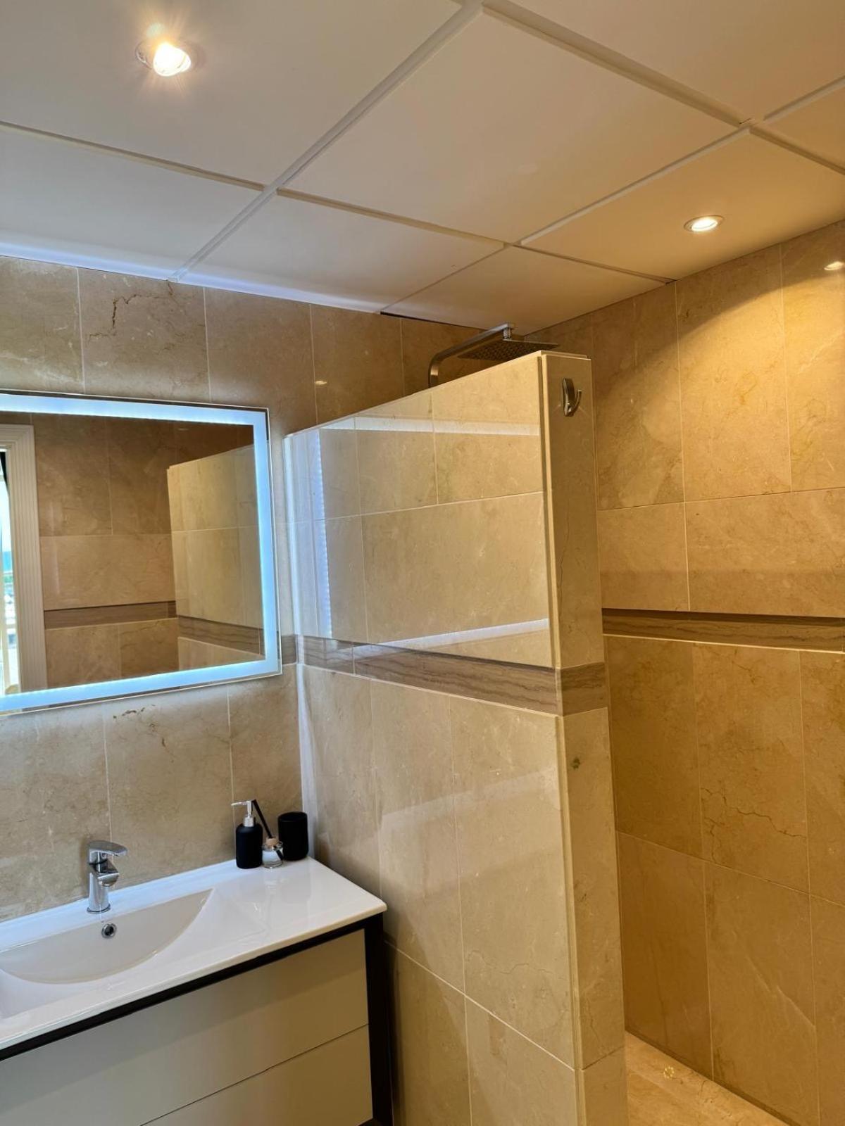 Lujoso Atico Duplex En Puerto Marina Apartment *